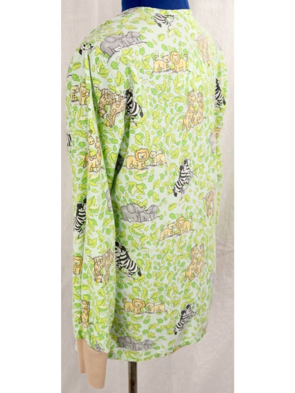 Cottagecore Scrub Top Women XS Green Safari Animal Whimsical Medical Lab VTG Y2K - Picture 8 of 10